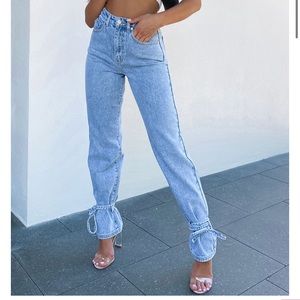 Hard to Believe Straight Leg Denim White Fox